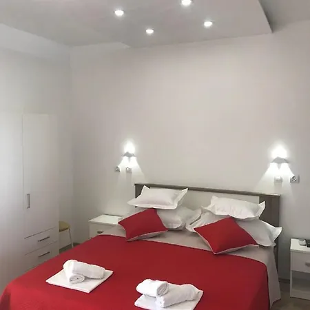 Appartamento Studio Apartman Marela 2+2 Tučepi