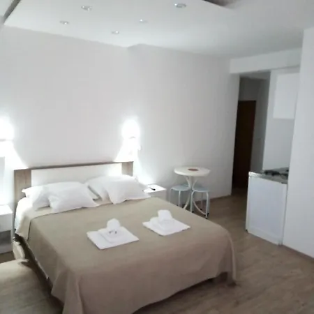 Studio Apartman Marela 2+2 * Tučepi